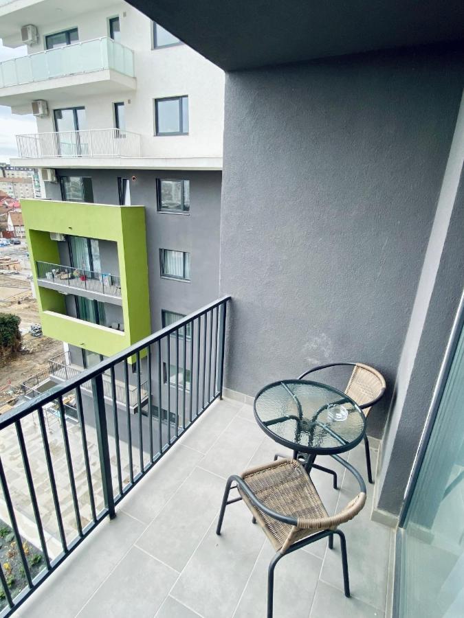 Happyhome Central Deluxe Apartments Oradea Exterior foto